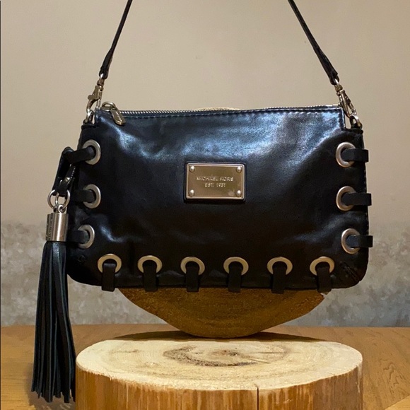 Michael Kors Handbags - MICHAEL KORS Black Astor Grommet Tassel Bag